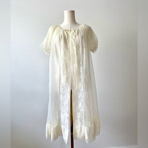Vintage Miss Elaine Tulle Organza Robe Lace Bridal Boudoir Nightgown Photoshoot